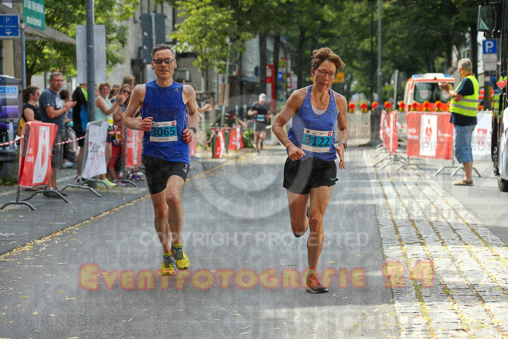 220625_1632_EX1_4669 | Sportfotografie im Rhein-Sieg Kreis, Köln, Bonn, NRW, Rheinland Pfalz, Hessen, etc. Unser Tätigkeitsfeld umfasst den Laufsport vom Volkslauf über den Marathon, Duathlon, Triathon bis zum Ultralauf wie Kölnpfad Ultra oder Schindertrail.