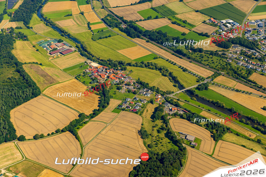 Wagenfurth Körle Bild- Das Luftbild wurde 2025 vom UL-Flugzeug heraus erstellt ( keine Drohne bzw. Drohnenaufnahme ) - Hochauflösende Luftaufnahme -Nicht vergleichbar mit Google Maps oder Satelittenbilder- Die Geschenkidee !Mit Lizenz und Bildrechte bestellbar - CC