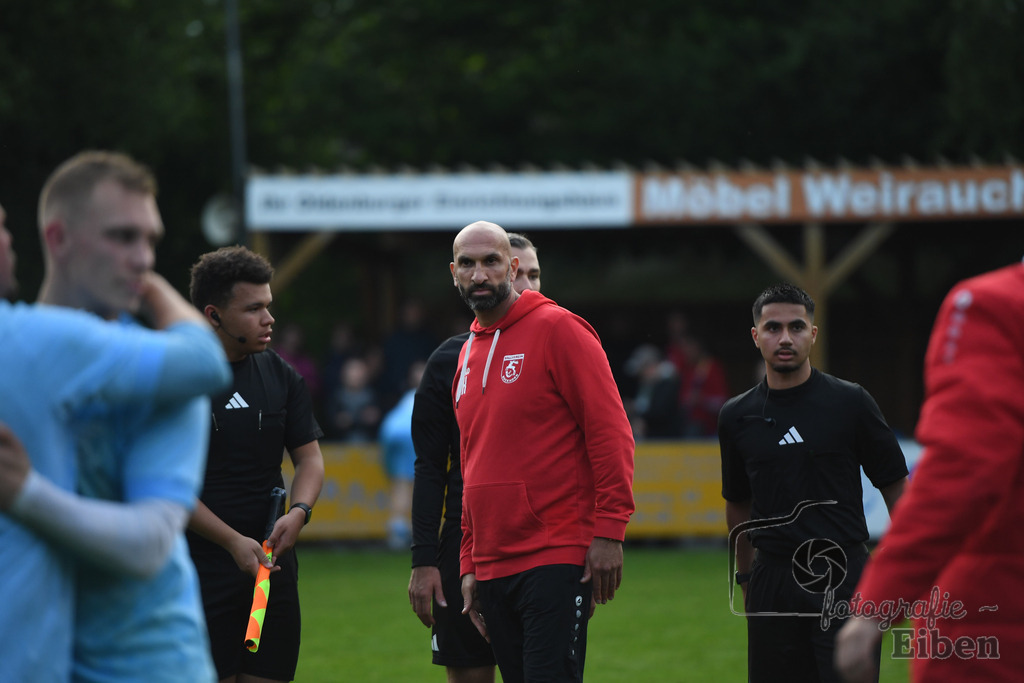 BV Bockhorn-SG FriPe | Relegation zur Kreisliga; BV Bockhorn (blau)-SG FriPe (rot) am 05.06.2025 in Oldenburg/Ofenerdiek (Lagerstraße), Photo: Philip Eiben 2025 - Realisiert mit Pictrs.com