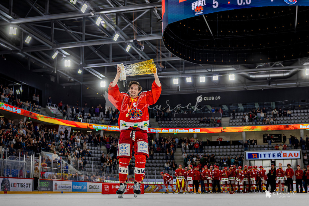 U21 Elit_EHCB vs GCK Lions _5-182 | Sportbilder, Sportfotograf, Hochzeits- und Eventfotografin, Flugshows, Portraits und Tiershooting, Aviation, Downhill, Nationalleague, Swissleague, International