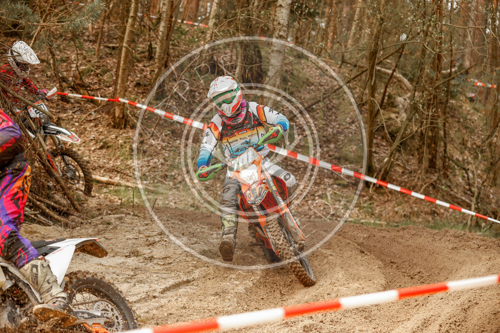 4TaktLauf1-140 | koppe-media - Realisiert mit Pictrs.com