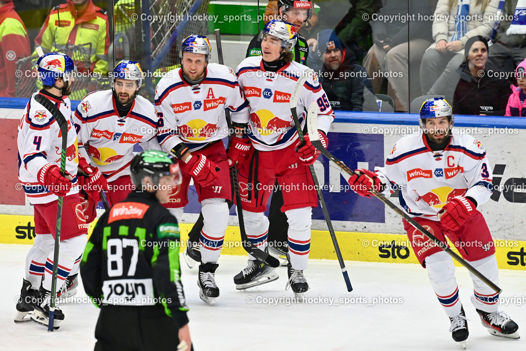 EC IDM WÄRMEPUMPEN VSV vs. EC Red Bull Salzburg | Jubel EC Redbull Salzburg, EC IDM WÄRMEPUMPEN VSV vs. EC Red Bull Salzburg, EC IDM WÄRMEPUMPEN VSV vs. EC Red Bull Salzburg am 17.01.2025 in Villach (Stadthalle Villach), Austria, (Photo by Bernd Stefan)