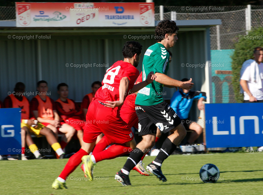 A_LUI_250925_000005 | SPORT,FUSSBALL REGINALLIGA MITTE ASKOE OEDT-JUNGE WIKINGER 27.09.25 IM BILD: BUENYAMIN KARATAS  (OEDT) UND JONAS ABLINGER (JUNGE WIKINGER FOTO:FOTOLUI