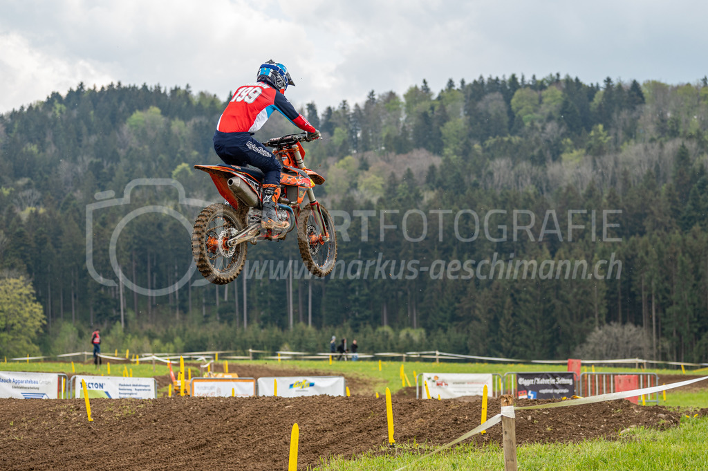 Motocross Schlatt bei Winterthur - 30. April 2022 | Motocross Schlatt bei Winterthur
MC Wila, Schlatt bei Winterthur
Bild: Sportfotografie Markus Aeschimann | www.markus-aeschimann.ch - Realisiert mit Pictrs.com