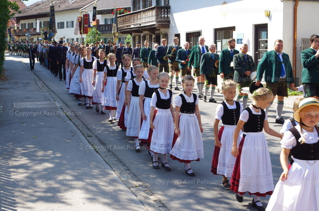 IMGP3662 | fotografiert von Axel PollmannLeonhardi Wallfahrt Benediktbeuern und Murnau, Fronleichnam, Fasching, Landschaft im Loisachtal und Benediktbeuern  - Realisiert mit Pictrs.com