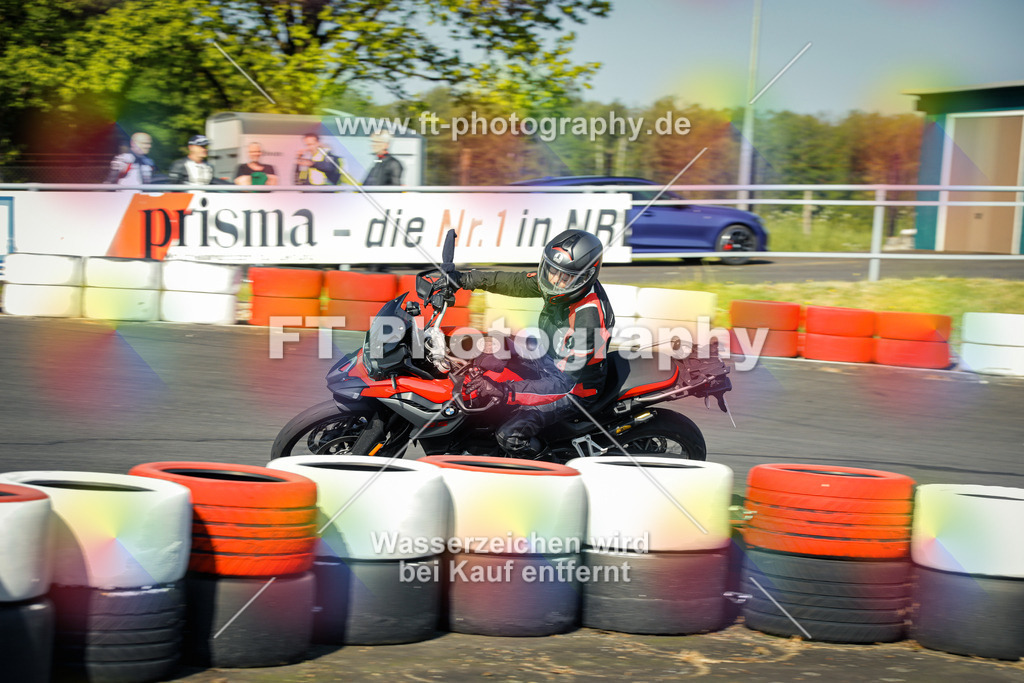 OBK_Mai_Justin_Uwe-10185 | Hier findet Ihr Bilder von Touristenfahrten auf der Nürburgring Nordschleife oder von anderen Veranstaltungen die ich besucht habe. Viel Spass beim Durch Schauen 