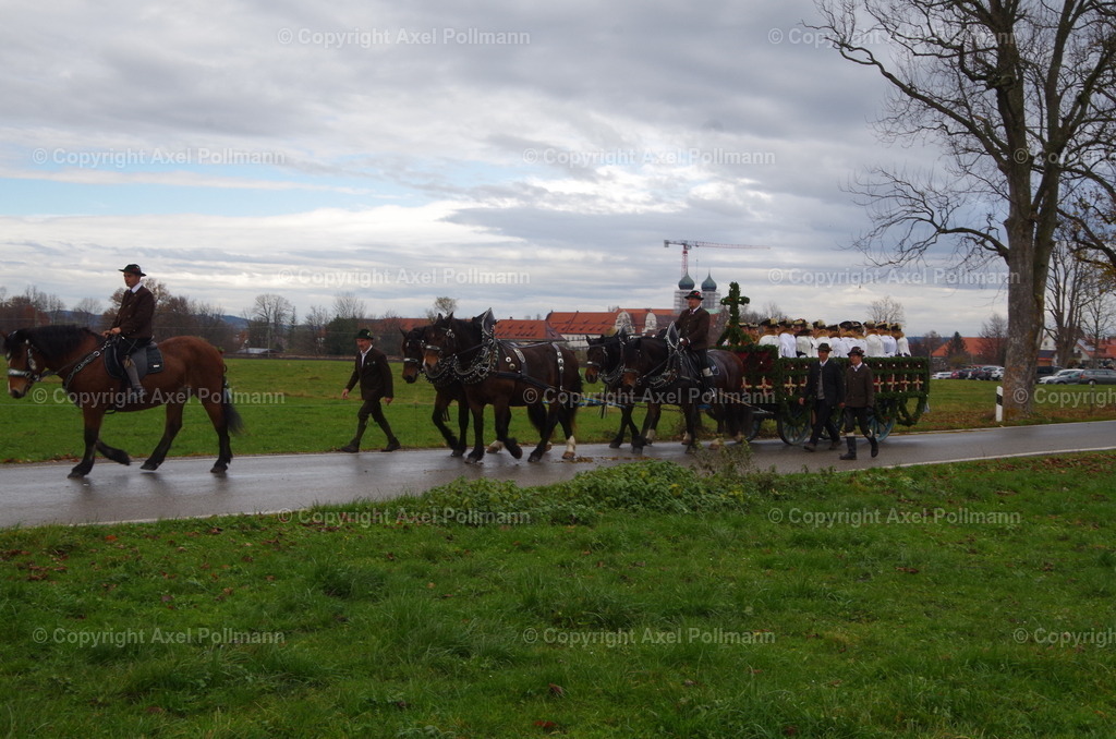 IMGP9759 | fotografiert von Axel PollmannLeonhardi Wallfahrt Benediktbeuern und Murnau, Fronleichnam, Fasching, Landschaft im Loisachtal und Benediktbeuern  - Realisiert mit Pictrs.com