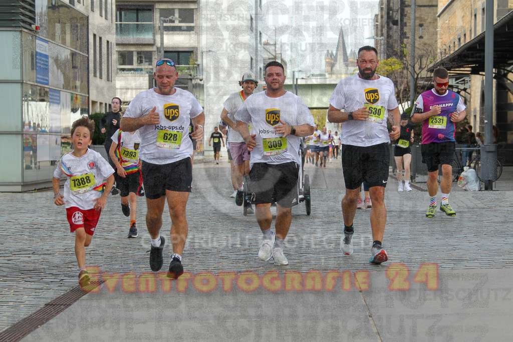 250920_1335_EV4_6190 | Sportfotografie im Rhein-Sieg Kreis, Köln, Bonn, NRW, Rheinland Pfalz, Hessen, etc. Unser Tätigkeitsfeld umfasst den Laufsport vom Volkslauf über den Marathon, Duathlon, Triathon bis zum Ultralauf wie Kölnpfad Ultra oder Schindertrail.