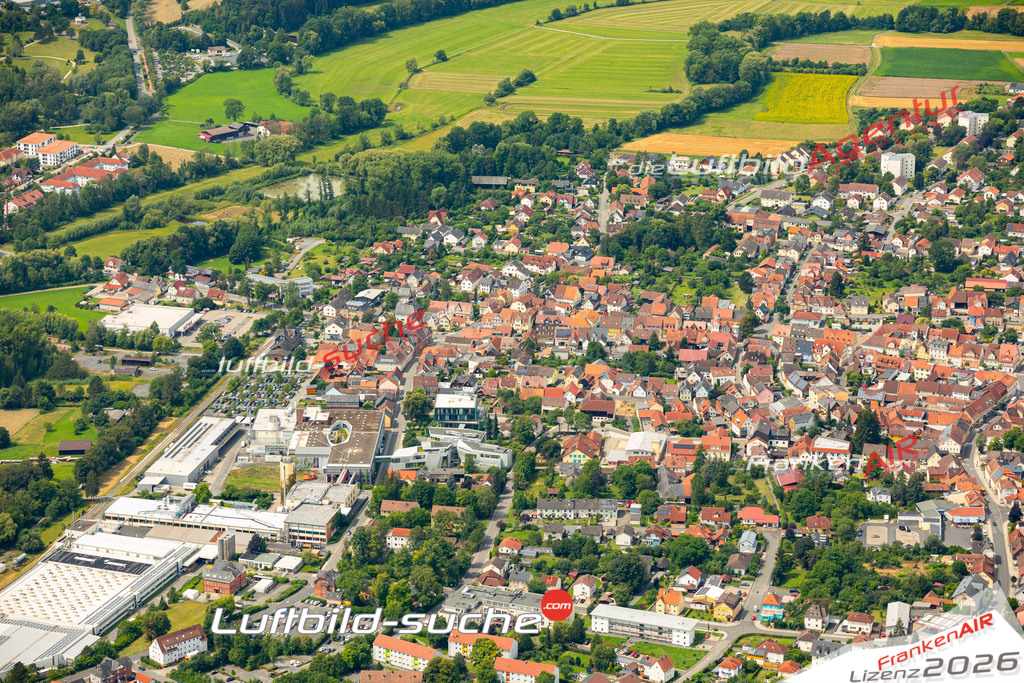 Das Luftbild zeigt :  Bad Rodach - Die Luftaufnahme wurde 2024 vom UL-Flugzeug aus erstellt ( keine Drohne ) - Hochauflösende Luftaufnahme - Für grossformatige Ausdrucke geeignet. Die Geschenkidee !Mit Lizenz und Bildrechte bestellbar