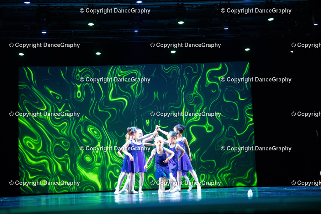 GPHY4907 | DanceGraphy - Realisiert mit Pictrs.com