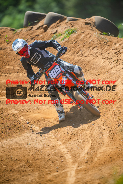 MaZZes_FotoMatrix_240511_6007705_3752 | S2