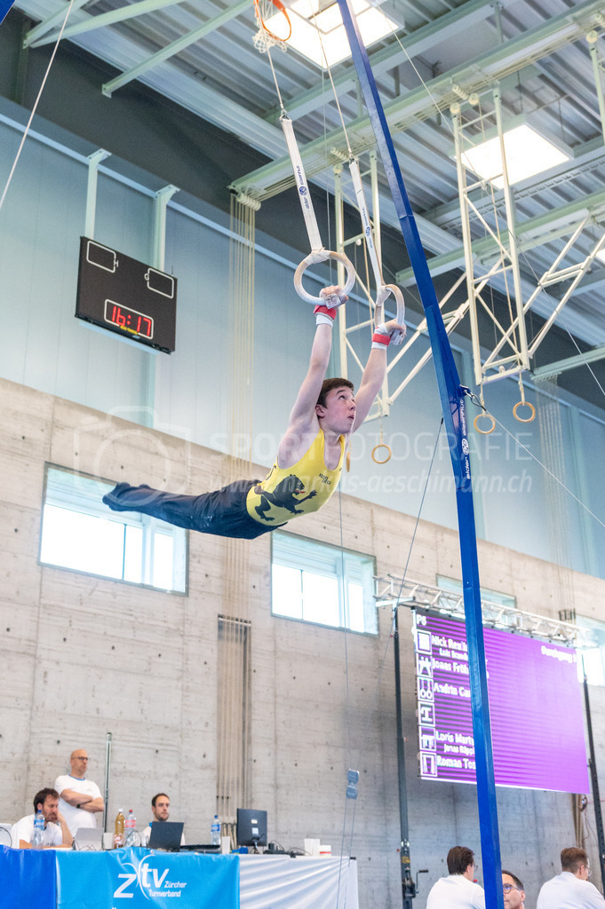 104. Zürcher Kunstturnertage Neftenbach - 14. May 2022 | 104. Zürcher Kunstturnertage Neftenbach
Turnhalle Ebni, Neftenbach
Programm 5 (P5)
Bild: Sportfotografie Markus Aeschimann | www.markus-aeschimann.ch - Realisiert mit Pictrs.com