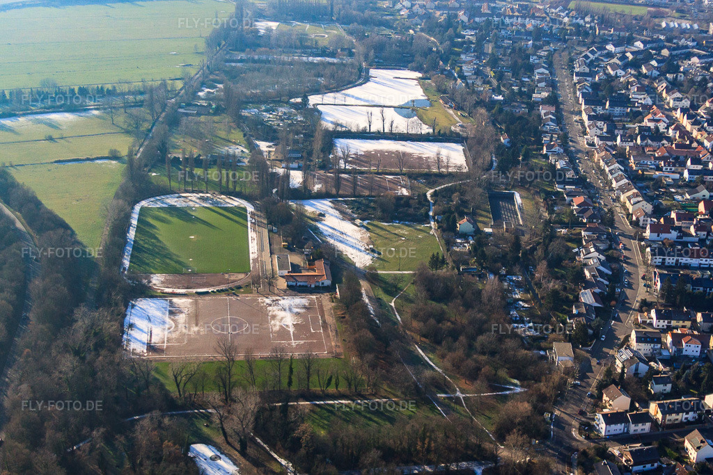 Luftbild: Bezirkssportanlage Oggersheim im Ortsteil Oggersheim in Ludwigshafen im Bundesland Rheinland-Pfalz in Deutschland. Foto: IMG_54866.jpg vom 12.12.2012 durch Werner Riehm/FLY-FOTO.deAuflösung des Originals: 4222 x 2815 pxWWW.FSVOGGERSHEIM.DE