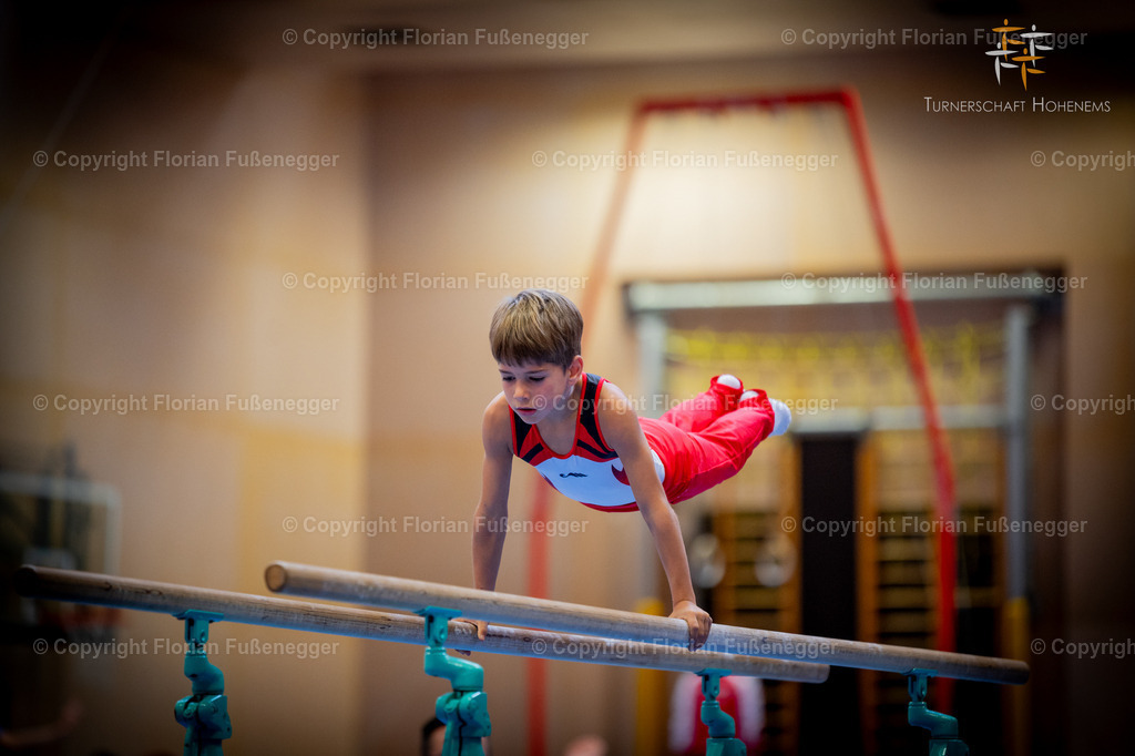 Promo-364 | "Fussifoto.com – Ihr Ansprechpartner für hochwertige Fotografie! Entdecken Sie kreative Bilder und professionelle Dienstleistungen. Kontaktieren Sie uns für Ihre Projekte!"