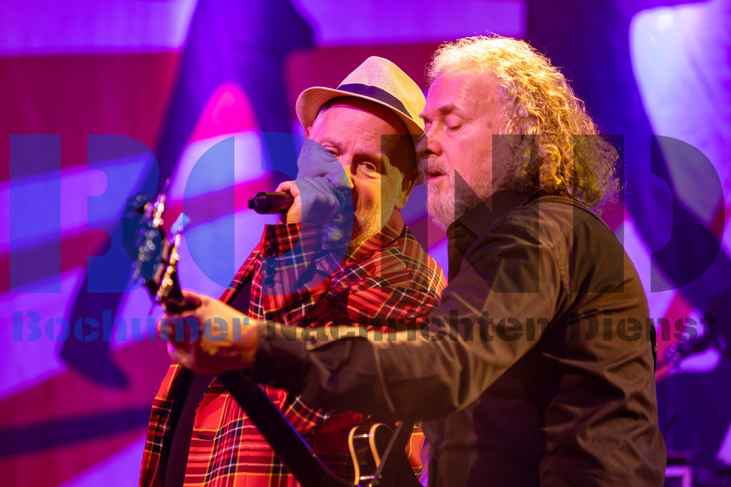 SES_GBAZEC20241227-65 | bond - Realisiert mit Pictrs.com