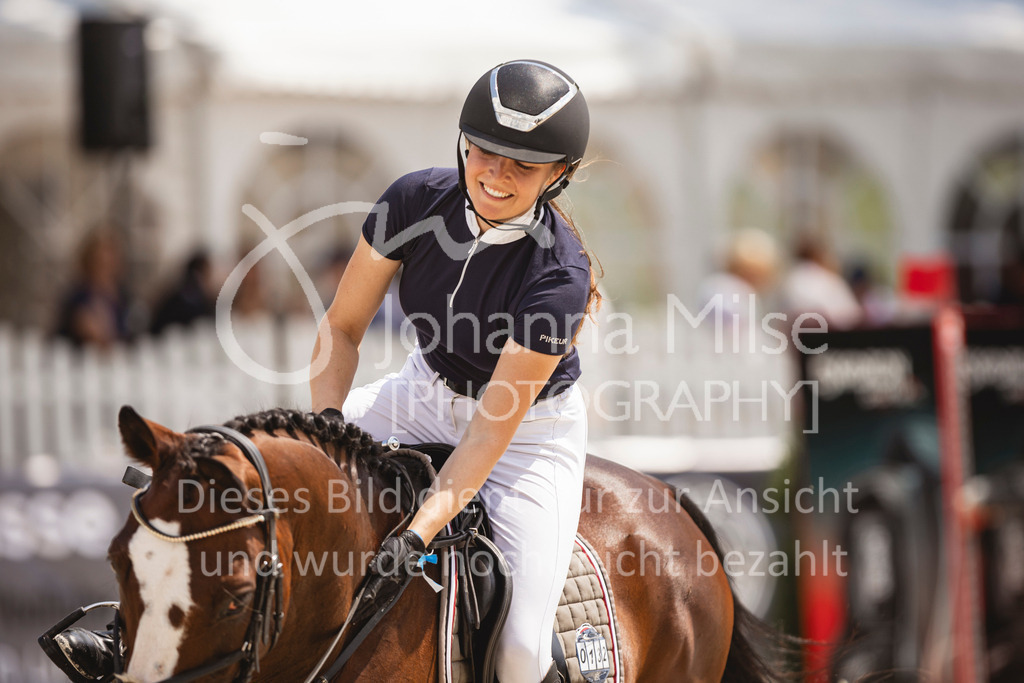 240711_BHO_L-Stil-1-434 | Deine schönsten Turniermomente als professionelle Fotos! Entdecke hochwertige Pferdesport-Fotografie im Online-Shop. Jetzt Fotos finden & bestellen!