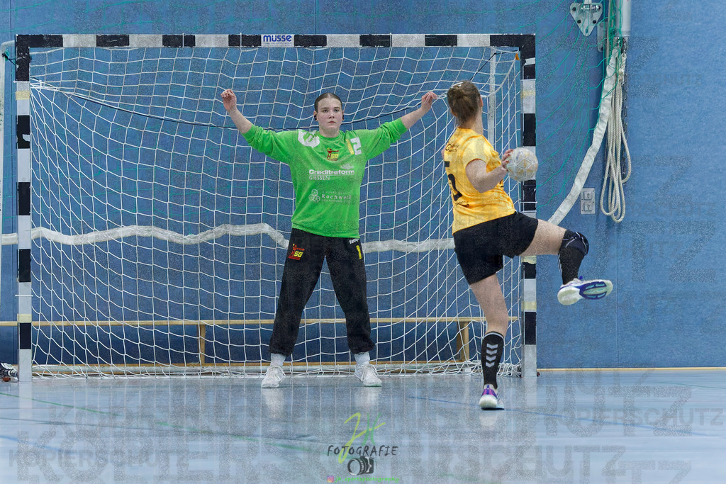 Frauen Oberliga Mitte (HHV); HSG Eibelshausen/Ewersbach - HSG Wettenberg II | Frauen Oberliga Mitte (HHV); HSG Eibelshausen/Ewersbach - HSG Wettenberg II am 13.12.2025 in Steinbrücken (Sporthalle am Hammerweiher)Photo © 2025 - Jörg Heinrich - Realisiert mit Pictrs.com