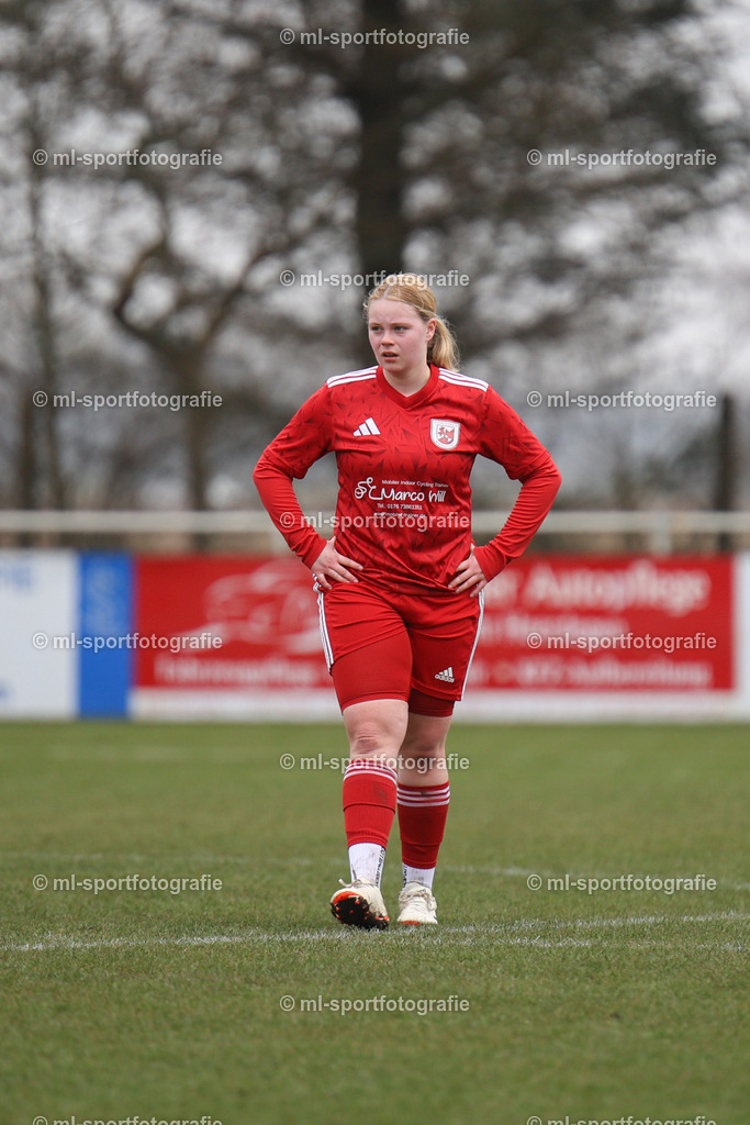 Fußball I Frauen I Saison 2025/2026 I Oberliga Schleswig-Holstein I 14. Spieltag I SV Frisia 03 Risum-Lindholm - SV Wahlstedt | ml-sportfotografie - Realisiert mit Pictrs.com
