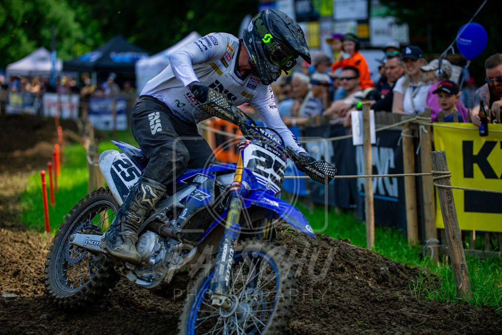 YZCup (409) | Paeschuphoto Shop - Wer nicht sucht der auch nicht findet.Ob Motocrossbilder oder von einem besuchtem Spiel, Hauptsache Action. - Realisiert mit Pictrs.com