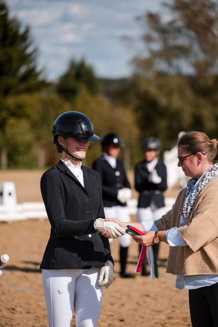 2026_10_03_Siefer-Hof_134355_Z63_01381504 | Professionelle Reitsport-, Turnier- und Eventfotografie von Robert Broda. Galerien mit ausgewählten und bearbeiteten Bildern direkt online ansehen und bestellen.