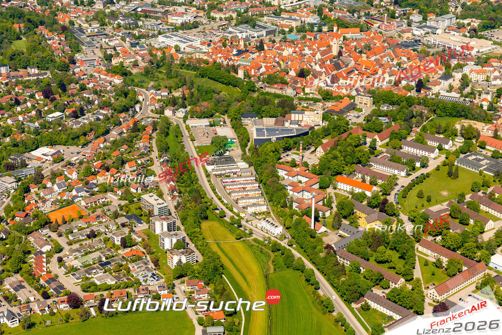 Das Luftbild zeigt :  Kaufbeuren - Die Luftaufnahme wurde 2024 vom UL-Flugzeug aus erstellt ( keine Drohne ) - Hochauflösende Luftaufnahme - Für grossformatige Ausdrucke geeignet. Die Geschenkidee !Mit Lizenz und Bildrechte bestellbar