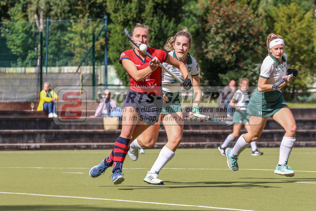 MJ_2022-09-25_HTCU-BHC-42 | Benedetta Wenzel (Berliner HC #21), Uhlenhorst Mülheim - Berliner HC am 25.9.2022 im Waldstadion, Mülheim a. d. Ruhr