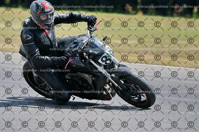 25bt04-1182 | markuskiefer.com - Realisiert mit Pictrs.com