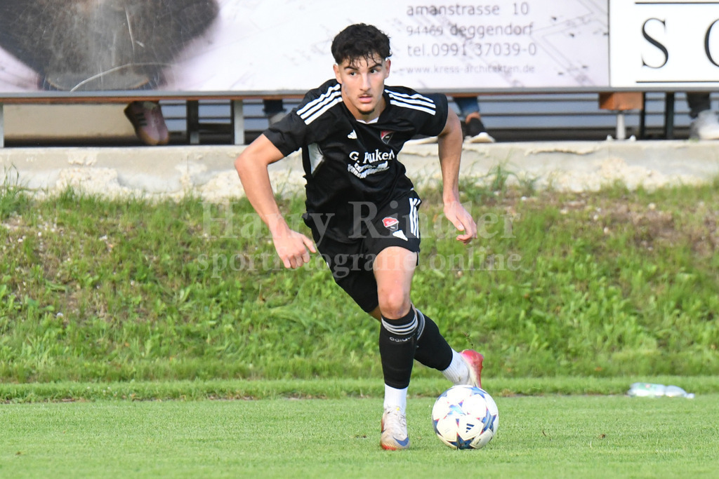  TSV Seebach : ASV Burglengenfeld | Fabian Schwingenschlögl (TSV Seebach #3) - Realisiert mit Pictrs.com