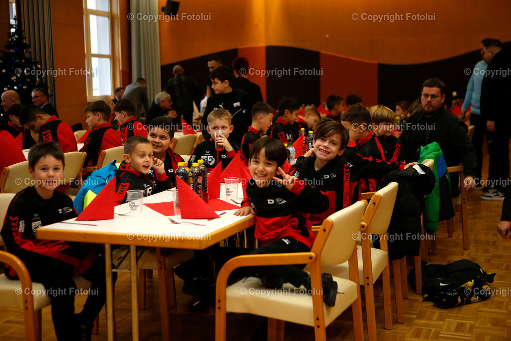 WEIHNACHTENASKOEOEDT_04 | bilder, linz, photo, foto, fussball, sport, fotolui, bundesliga