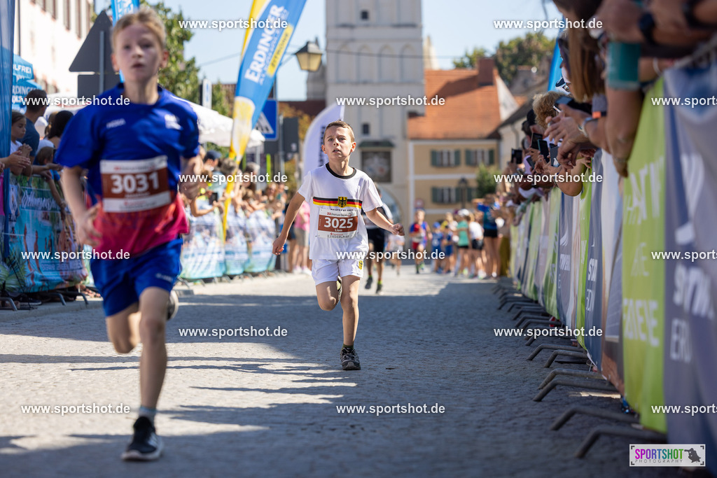 VJ__3139 | Stadtlauf Erding 2025 #stadtlauferding #erdingstadtlauf #stadtlauf_erding #laufmotivation #trisporterding #yourpictrs #sportshot_your_pictrs