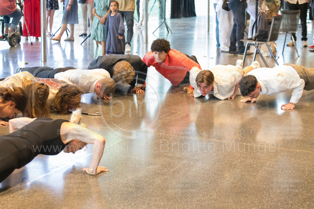 FeusiDiplomfeier_R6II3166 | Brigitte Münger / bmsportphotography - Realisiert mit Pictrs.com