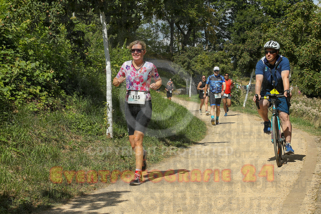 250824_1240_EX1_0167 | Sportfotografie im Rhein-Sieg Kreis, Köln, Bonn, NRW, Rheinland Pfalz, Hessen, etc. Unser Tätigkeitsfeld umfasst den Laufsport vom Volkslauf über den Marathon, Duathlon, Triathon bis zum Ultralauf wie Kölnpfad Ultra oder Schindertrail.