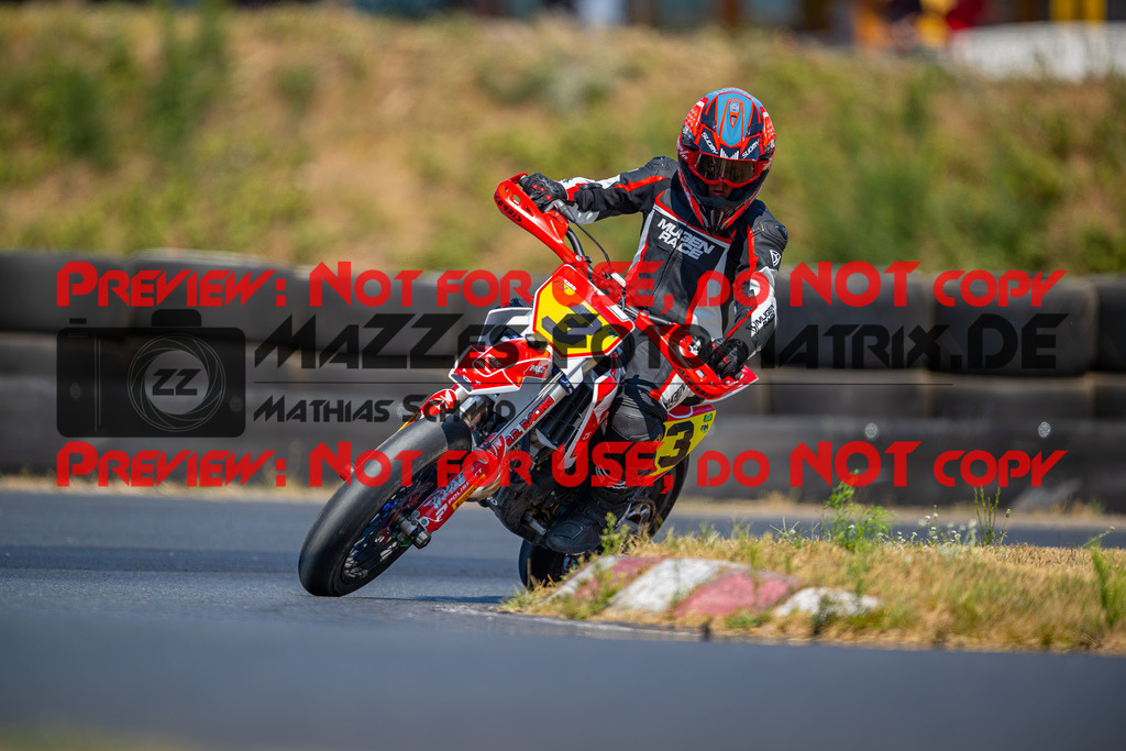 MaZZes-Fotomatrix-20260815-602117 | ROOKIES