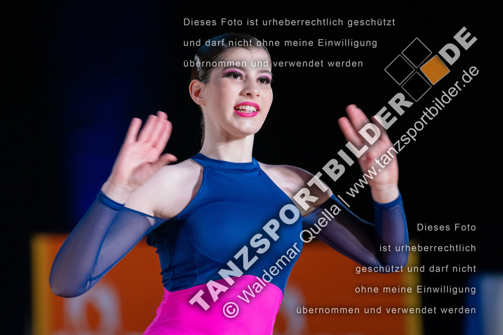 20250503-00536 | Hier finden Sie Tanz Bilder vom Latein und Standard Formationen tanzen. Sportbilder vom Tanzsport. Schöne Fotos und von Weltmeisterschaft, Europameisterschaft, Bundesliga, Regionalliga, Oberliga und Landesliga sowie von GOC Stuttgart, DanceComp, WM Bremen