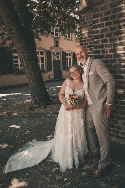 Hochzeitsfotografie enafunk.de | Hochzeitsbilder voller Gefühl | Fotografie Dormagen &amp; NRW | enafunk - Realisiert mit Pictrs.com