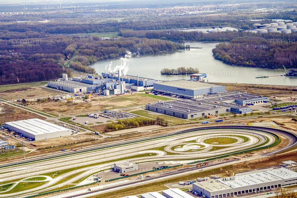 Luftbild: Industriegebiet Oberwald: Daimler LKW-Testgelände in Wörth am Rhein im Bundesland Rheinland-Pfalz in Deutschland. Foto: IMG_10206.jpg vom 08.04.2008 durch Werner Riehm/FLY-FOTO.de