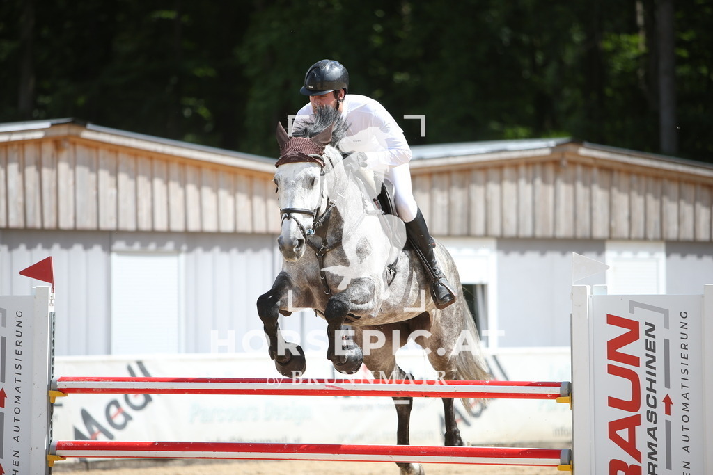 PP019330 | Willkommen bei Brunnmayr - Design & Fotografie – Ihrem Spezialisten für Reitturniere und Pferdeveranstaltungen in Oberösterreich, Salzburg und Bayern! Seit über 17 Jahren sind wir leidenschaftlich dabei.