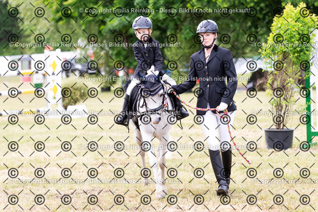 CL5A9290 | Emilia Reinking Fotografie - Realisiert mit Pictrs.com