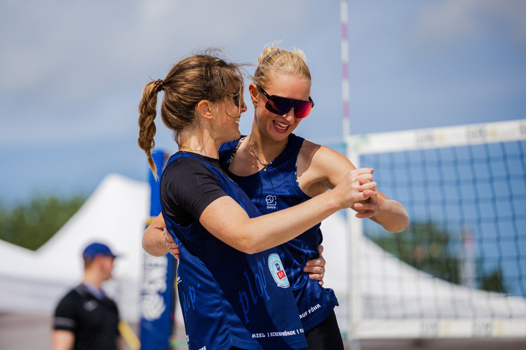 Beachvolleyball I Saison 2026 I FLENS Beach-Tour I 6. Turnier I Ostseebad Großenbrode | Jasper Lorenz Fotografie - Realisiert mit Pictrs.com
