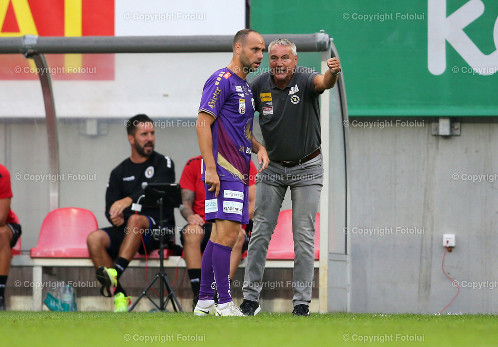 A_LUI_280822_01 | SPORT,FUSSBALL,ADMIRAL BUNDESLIGA AUSTRIA KLAGENFURT-AUSTRIA WIEN  28.08.2022 IM BILD: RICO BENATELLI UND  PETER PACULT (BEIDE  KLAGENFURT FOTO: FOTOLUI/MARIO WIMMER