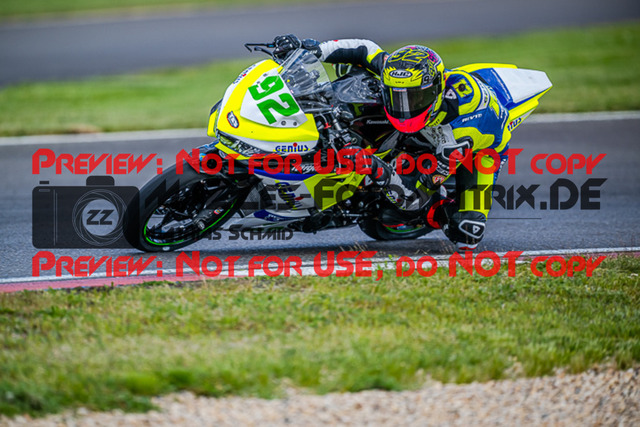 MaZZes_FotoMatrix_220506_92609 | Fotograf Mathias Schmid
Sportfotograf,
Eventfotograf,
Hochzeitsfotograf,
Portraitfotograf