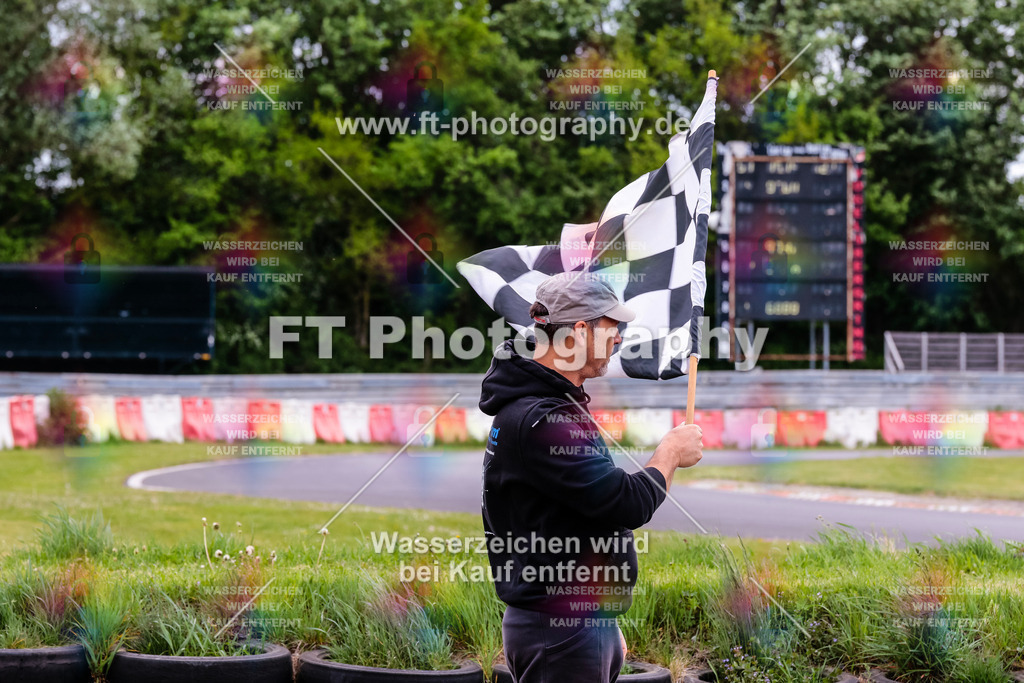 MotoTeamVBK-20139 | Hier findet Ihr Bilder von Touristenfahrten auf der Nürburgring Nordschleife oder von anderen Veranstaltungen die ich besucht habe. Viel Spass beim Durch Schauen 