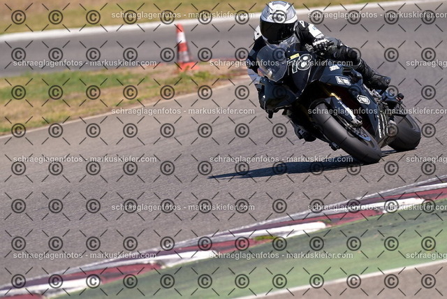26bt04-1874 | markuskiefer.com - Realisiert mit Pictrs.com