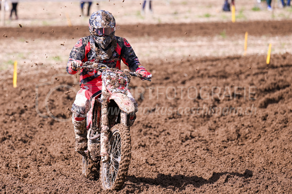Motocross Schlatt bei Winterthur - 29. April 2023 | Fahrer in der Kategorie MX2 am Motocross Schlatt bei Winterthur, 29. April 2023.
Instagram: @mx_schlatt | @mc_wila | @sam_schweiz
Bild: Sportfotografie Markus Aeschimann | www.markus-aeschimann.ch - Realisiert mit Pictrs.com