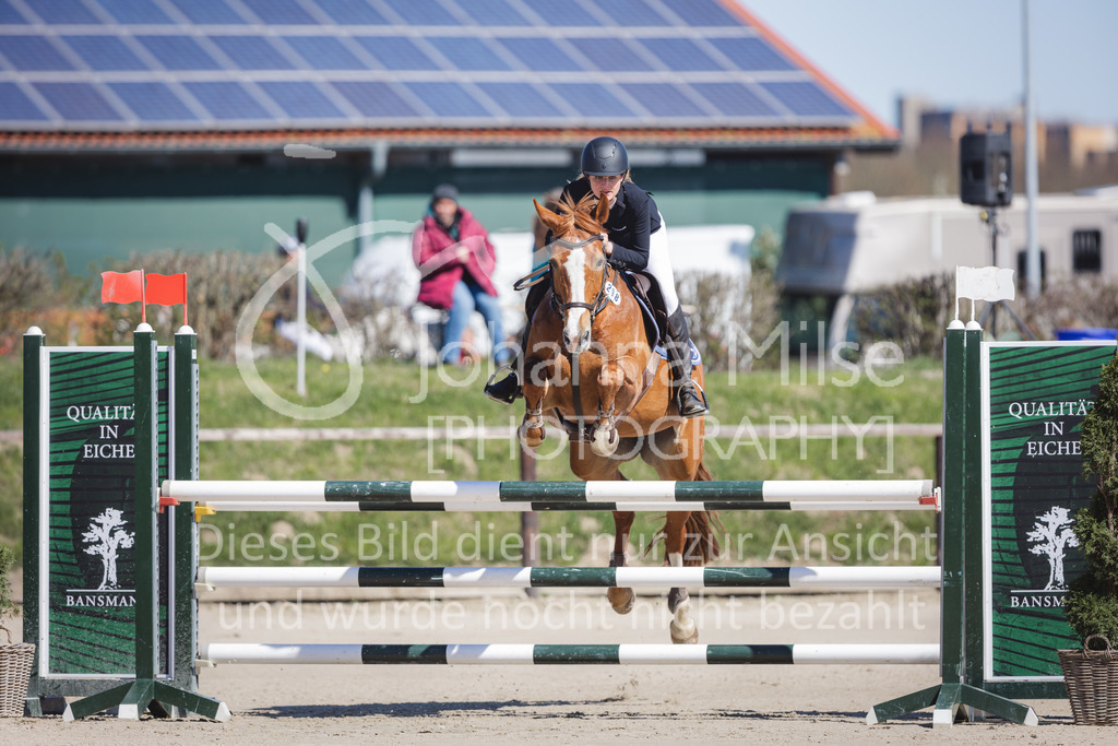 220416_3_A-Springen-301 | Frühlingsfest der Pferde
Herford
16.April 2022
03/1 Sprigprüfung mit steigenden Anforderungen Kl. A** geschlossen 0-43 RLP