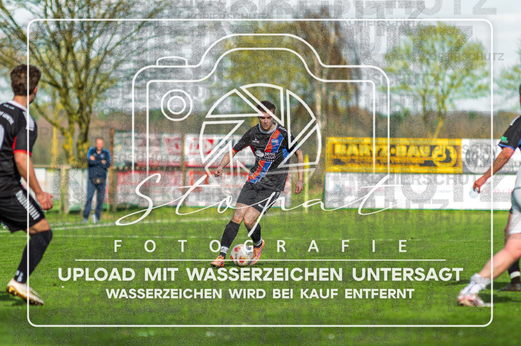 FGFS-LEN-1000 | Morten Roettjer (Eintracht Leinetal #12) beim Herren Kreisliga HK Spiel zwischen FG Fulde-Stellichte und Eintracht Leinetal im Fulder Zentralstadion, Fulde (Simon Paul Stopat) - Realisiert mit Pictrs.com