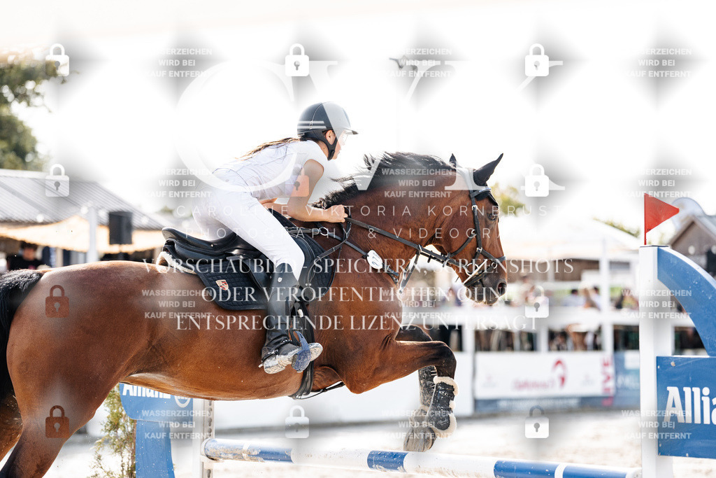 CK905883 | Turnierfotografie Pferdefotografie Trier Rheinland-Pfalz Pferdesport Reitsport Tierfotografie Sportfotografie Pferdevideo Pferdevideografie Equestrianvideography equestrianphotography  - Realisiert mit Pictrs.com