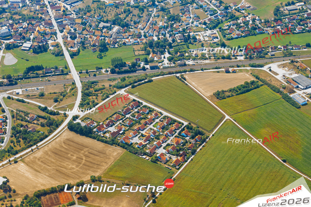 Luftbild von  Oberdachstetten - Luftaufnahme wurde 2015 von https://frankenair.de mittels Flugzeug (keine Drohne) erstellt - die Geschenkidee