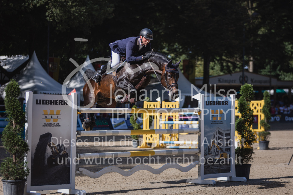 230910_OWLCh_GroßerPreis-627 | Deine schönsten Turniermomente als professionelle Fotos! Entdecke hochwertige Pferdesport-Fotografie im Online-Shop. Jetzt Fotos finden & bestellen!