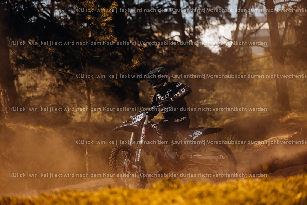 E68A8144 | blick_win_kel